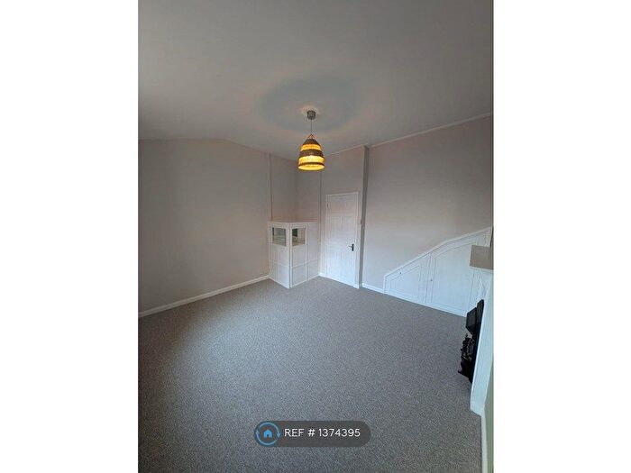 1 Bedroom Flat To Rent In Grosvenor Street, Cheltenham, GL52