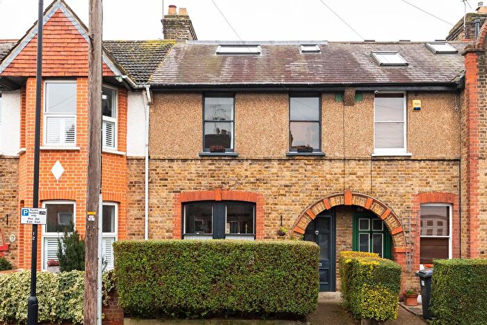 4 Bedroom Terraced House To Rent In Elphinstone Road, London, E17