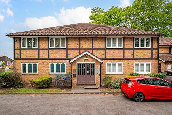 1 Bedroom Flat For Sale In Aragon Court, Bracknell, Berkshire, RG12