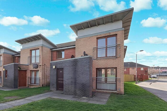 2 Bedroom Flat For Sale In Dalmarnock Drive, Bridgeton, G40