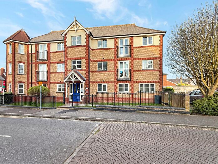 2 Bedroom Property For Sale In Keeble Way, Braintree, CM7