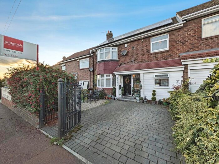 4 Bedroom Semi-Detached House For Sale In Silver Lonnen, Newcastle Upon Tyne, Tyne And Wear, NE5