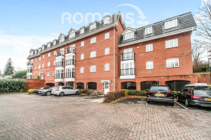 2 Bedroom Apartment To Rent In Ruskin, Caversham, RG4