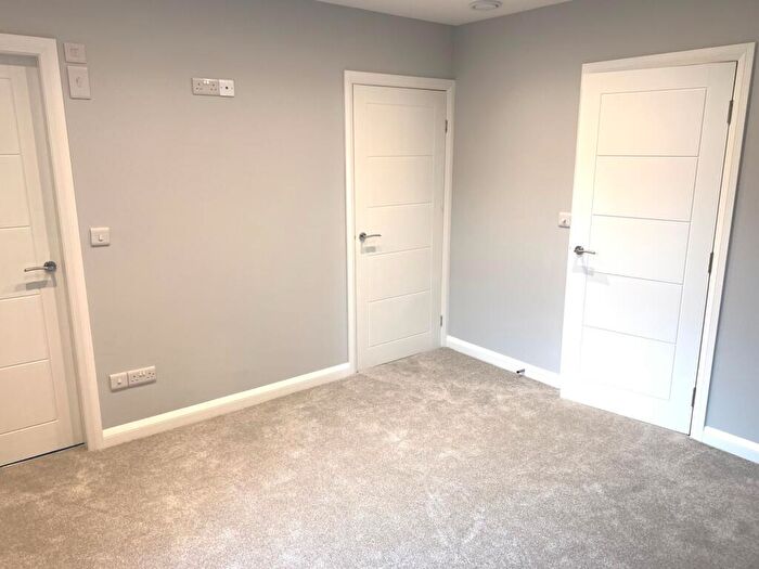 2 Bedroom Apartment To Rent In Buxton Road; Disley., SK12
