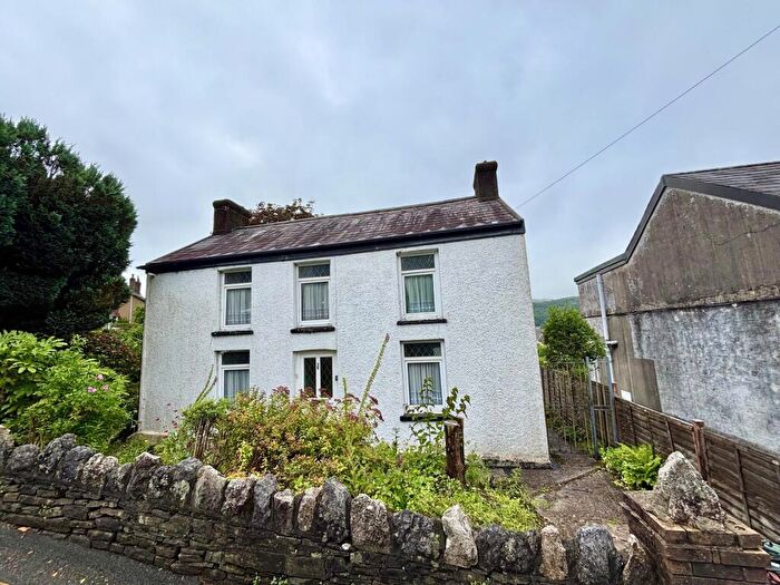 2 Bedroom Detached House For Sale In Alltwen Hill, Pontardawe, Swansea., SA8