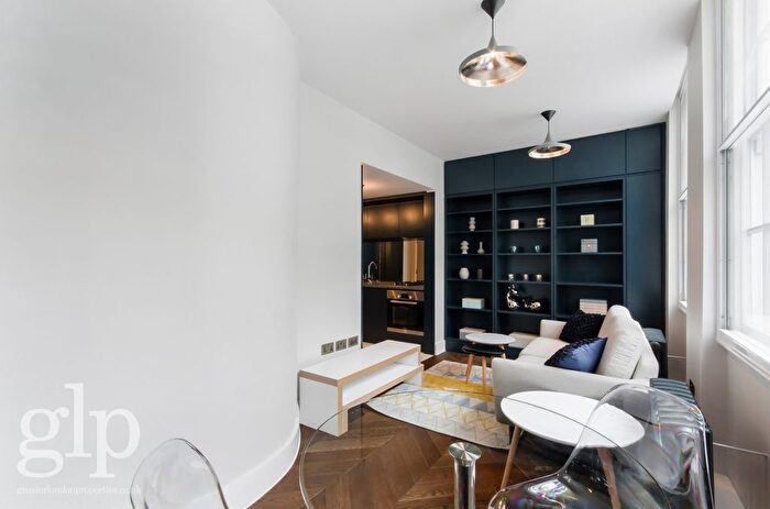 1 Bedroom Flat To Rent In Old Compton Street, Soho, W1D