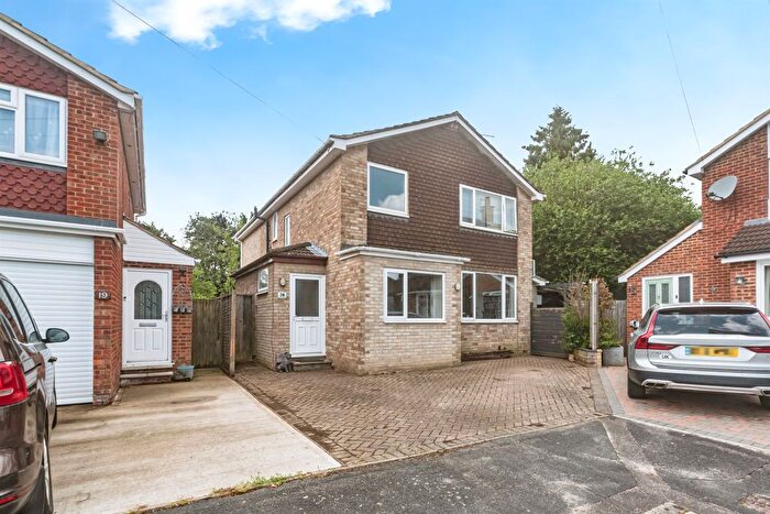 6 Bedroom Detached House For Sale In Croft Road, Oakley, Basingstoke, RG23