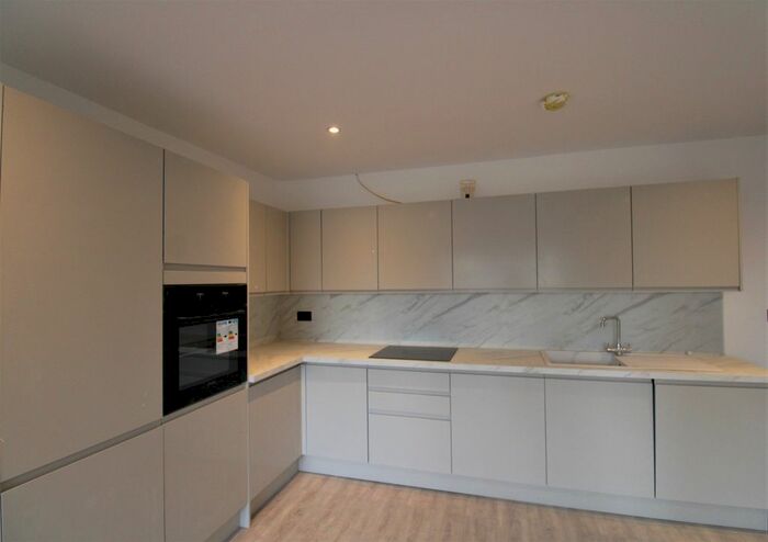 2 Bedroom Flat To Rent In Mulgrave Road, Croydon, Surrey, CR0