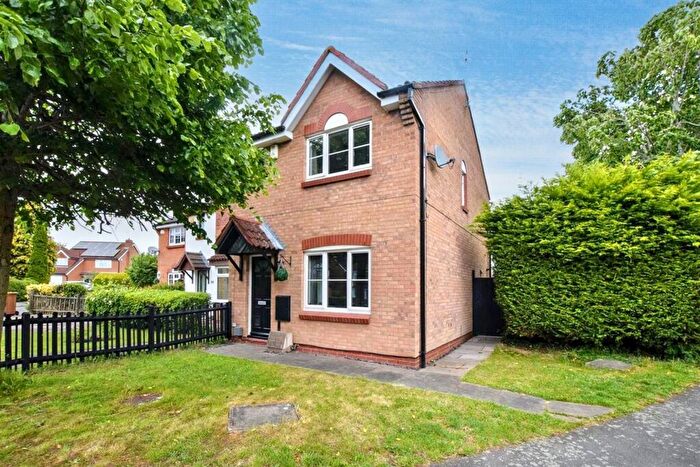 3 Bedroom Town House For Sale In Ramblers Drive, Oakwood, Derby, DE21