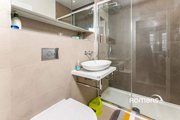 4 Bedroom Terraced House To Rent In Maine Street, Reading, Berkshire, RG2