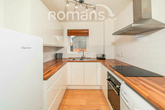 1 Bedroom Semi-Detached House To Rent In Beaconsfield Way, Lower Earley, RG6