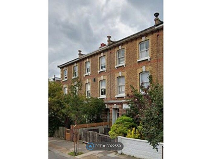 Studio To Rent In Askew Crescent, London, W12