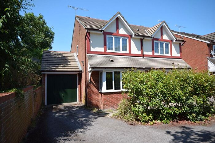 2 Bedroom Semi Detached House For Sale In The Old Orchard, Farnham, Surrey, GU9