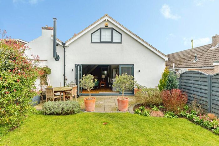 3 Bedroom Semi Detached House For Sale In Station Avenue, New Waltham, Grimsby, DN36