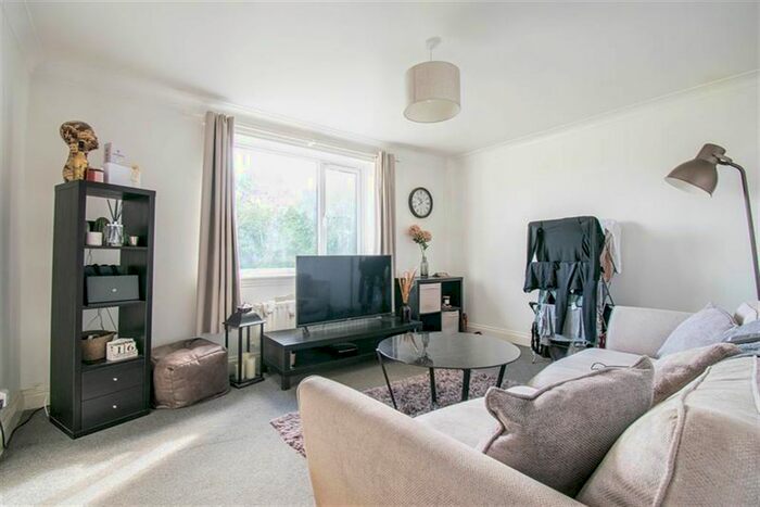 1 Bedroom Flat To Rent In Sandown, Whitley Bay, NE25