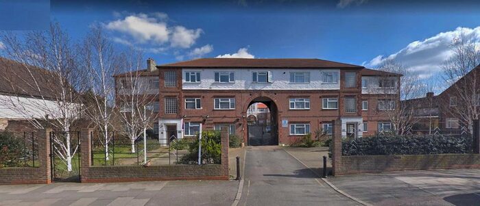 2 Bedroom Flat To Rent In Southall Court, Lady Margaret Road, Southall, UB1