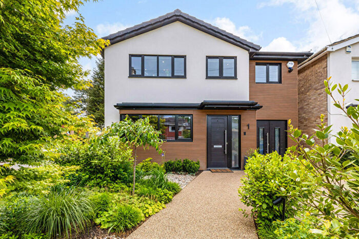 4 Bedroom Detached House For Sale In Marlin Court, Marlow, SL7