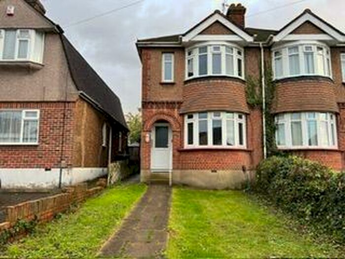 2 Bedroom Property To Rent In Gravesend, DA12