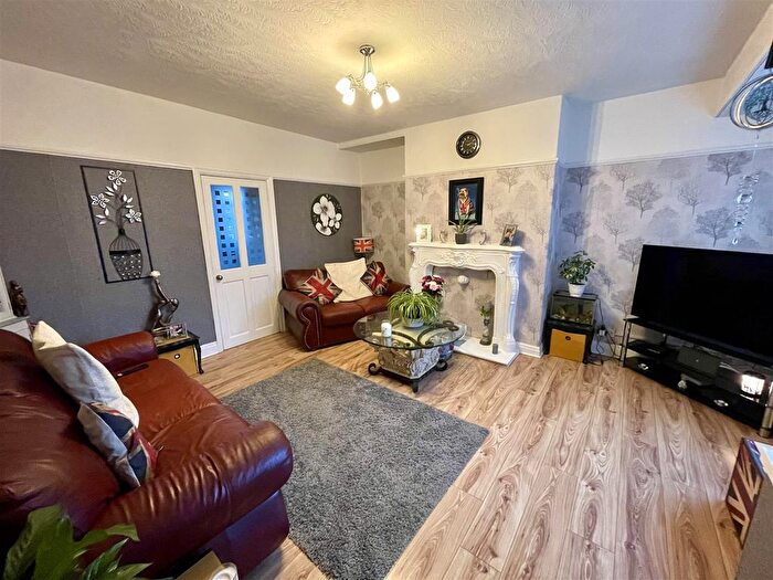 2 Bedroom Semi-Detached House For Sale In Geneva Road, Darlington, DL1