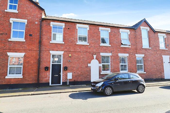 2 Bedroom Flat For Sale In Plimsoll Street, Kidderminster, DY11