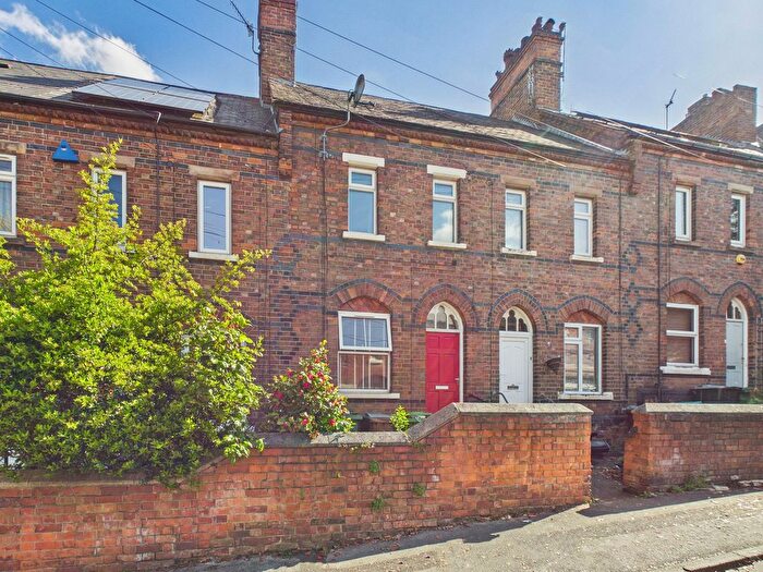 3 Bedroom Terraced House For Sale In Gawthorne Street, New Basford, Nottingham, NG7