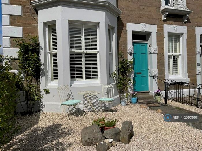 2 Bedroom Flat To Rent In Broughty Ferry, Dundee, DD5