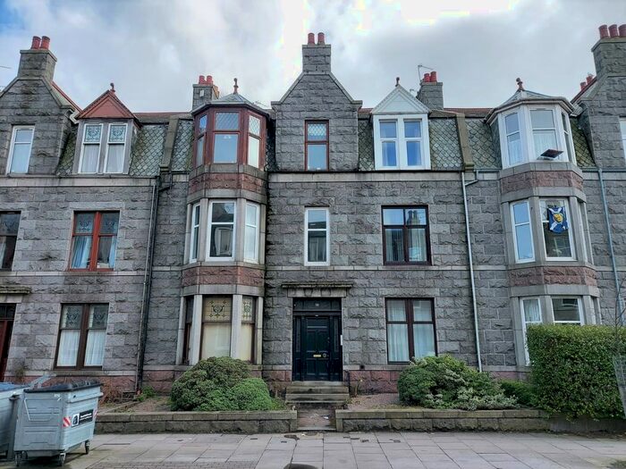 2 Bedroom Flat To Rent In Union Grove, The City Centre, Aberdeen, AB10