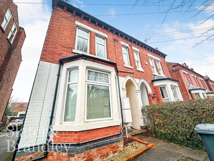 4 Bedroom Terraced House To Rent In Chaworth Road, West Bridgford, Nottingham, NG2