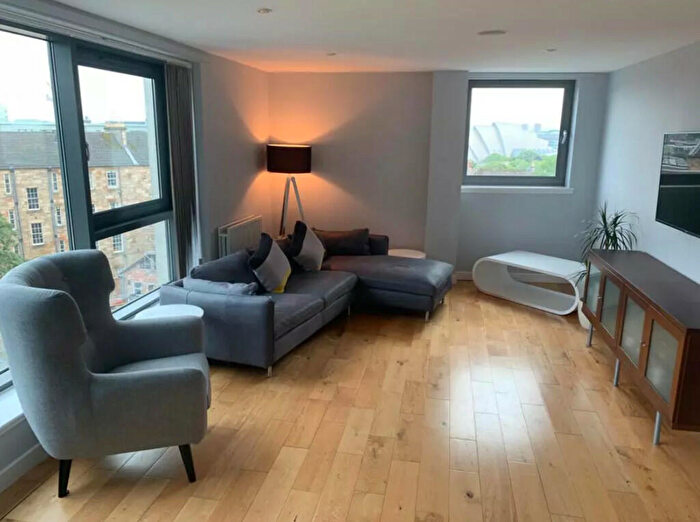 2 Bedroom Flat To Rent In Vale Royal, Islington, N7