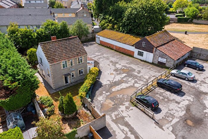 2 Bedroom Detached House For Sale In House With Barn, Off High St, Street, BA16