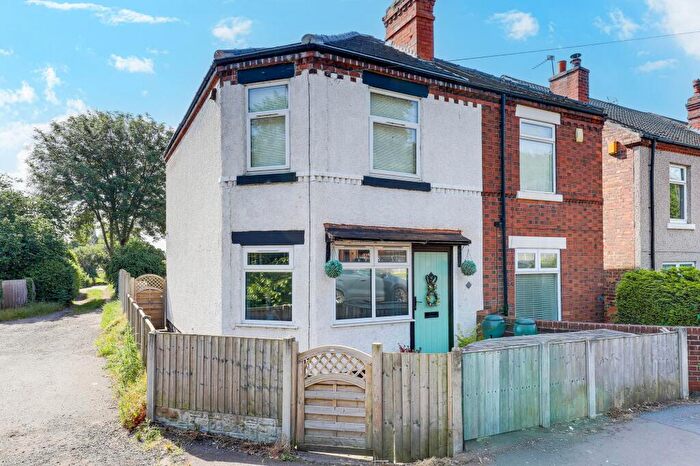 2 Bedroom Semi-Detached House For Sale In Burton Road, Gedling, NG4