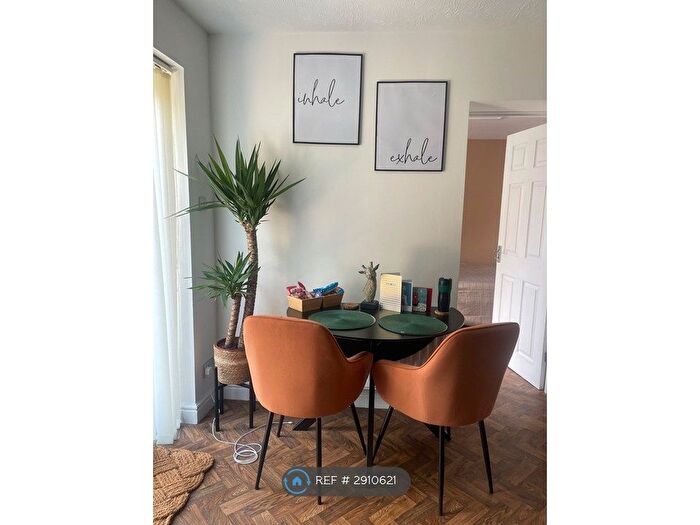 Studio To Rent In Merganser Drive, Bicester, OX26