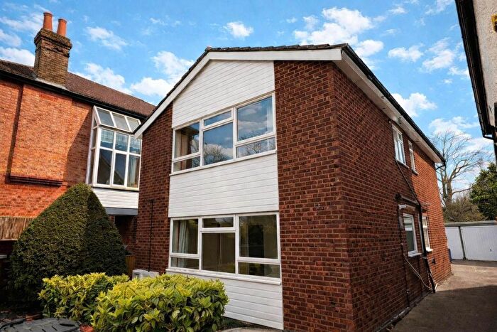 2 Bedroom Flat To Rent In Hanwell, London, W7