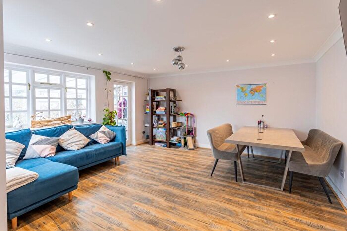 4 Bedroom Detached House For Sale In Glaziers Lane, Normandy, Guildford, GU3