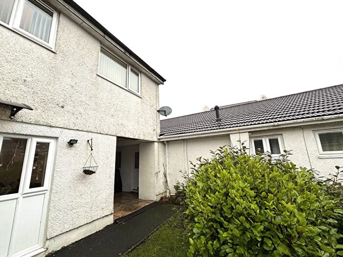 1 Bedroom Flat To Rent In Solva Court, Swansea, SA6