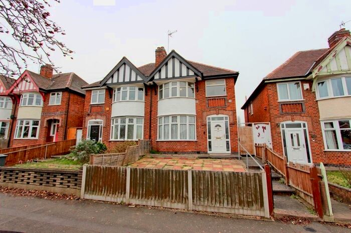 3 Bedroom Semi-Detached House To Rent In Wyngate Drive, Leicester, LE3