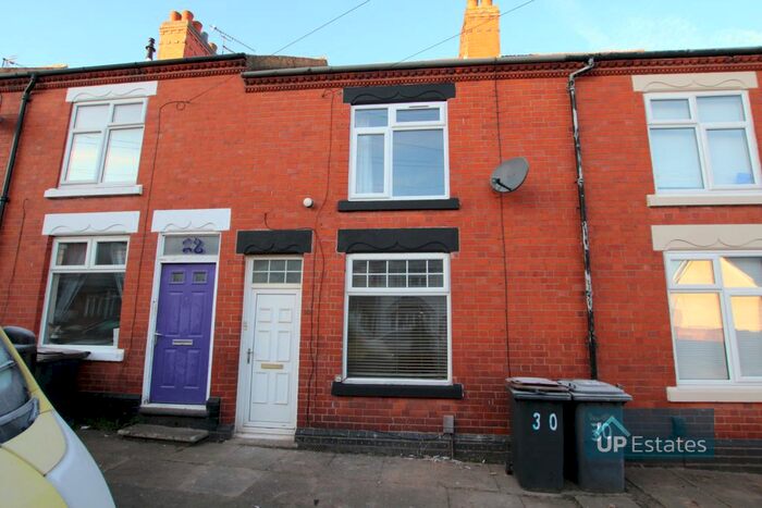 3 Bedroom Terraced House To Rent In Westbury Road, Nuneaton, CV10