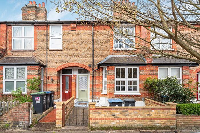 3 Bedroom Terraced House For Sale In Landseer Road, Bush Hill Park, EN1