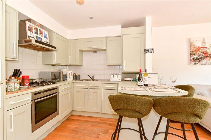 2 Bedroom Flat For Sale In Alpine Road, Ventnor, Isle Of Wight, PO38