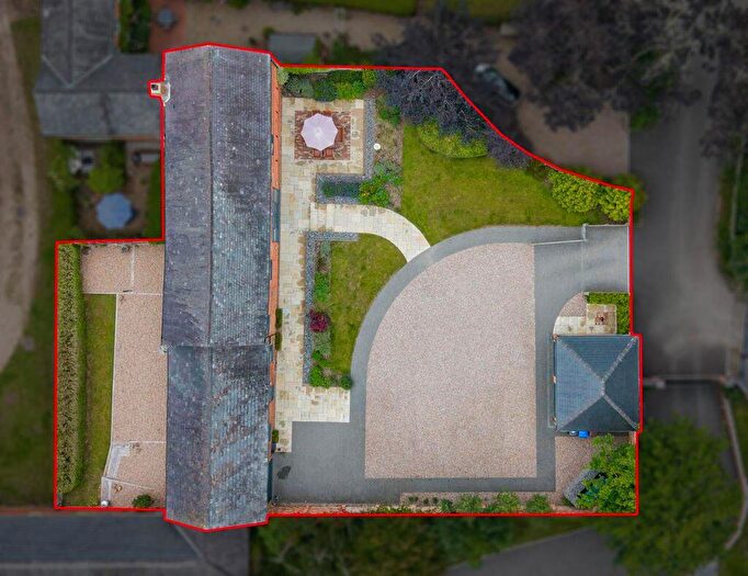 5 Bedroom Barn Conversion For Sale In Robert Tresham House, Clipston, LE16