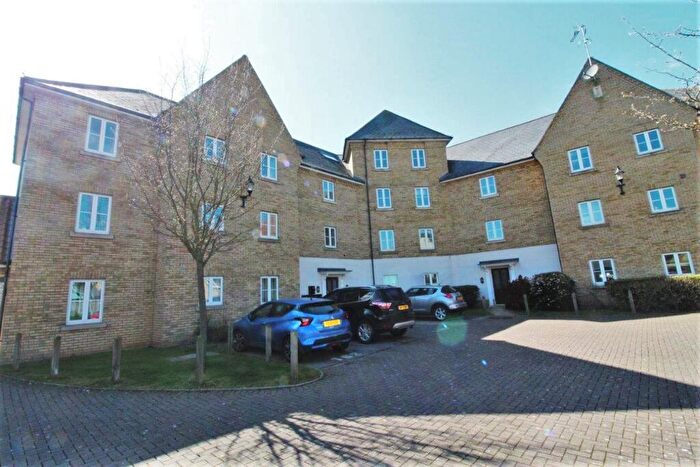 2 Bedroom Flat To Rent In Alnesbourn Crescent, Ravenswood, Ipswich, IP3