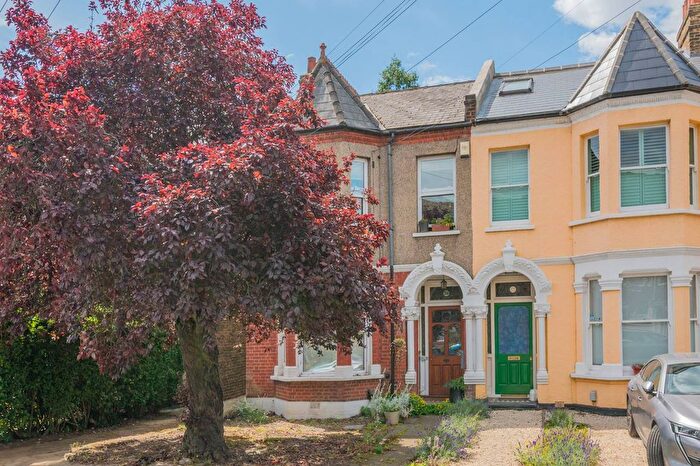 3 Bedroom Semi-Detached House To Rent In Ellison Road, Streatham Common, London, SW16