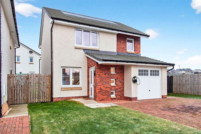 3 Bedroom Detached House For Sale In Elmbank Road, Stirling, FK7