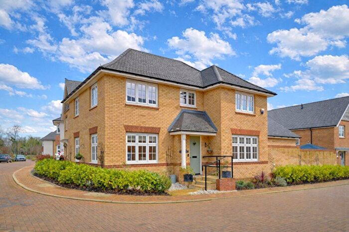 4 Bedroom Detached House For Sale In Cornish Close, Royston, SG8