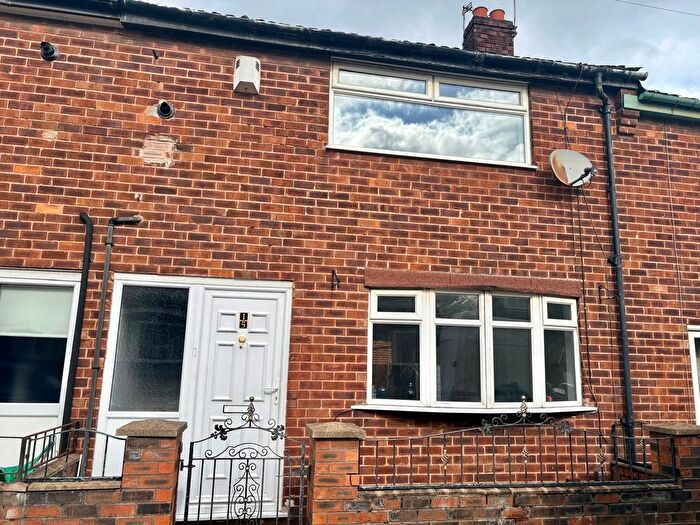 2 Bedroom Property To Rent In Leonard Street, St. Helens, WA9