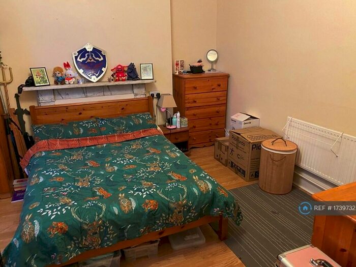 2 Bedroom Flat To Rent In Bevois Mansions, Southampton, SO14