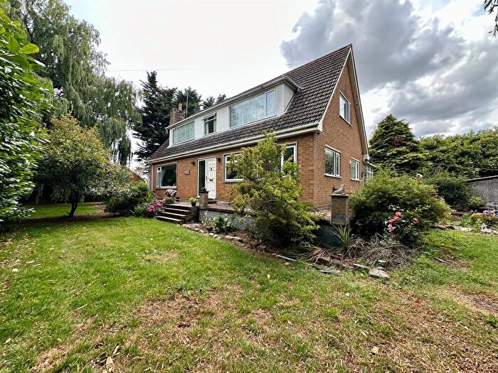 3 Bedroom Detached House For Sale In Rummers Lane, Wisbech St. Mary, Wisbech, PE13