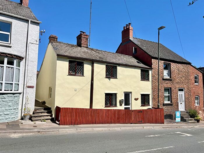 2 Bedroom Cottage For Sale In Hawkers Hill, Mitcheldean, GL17