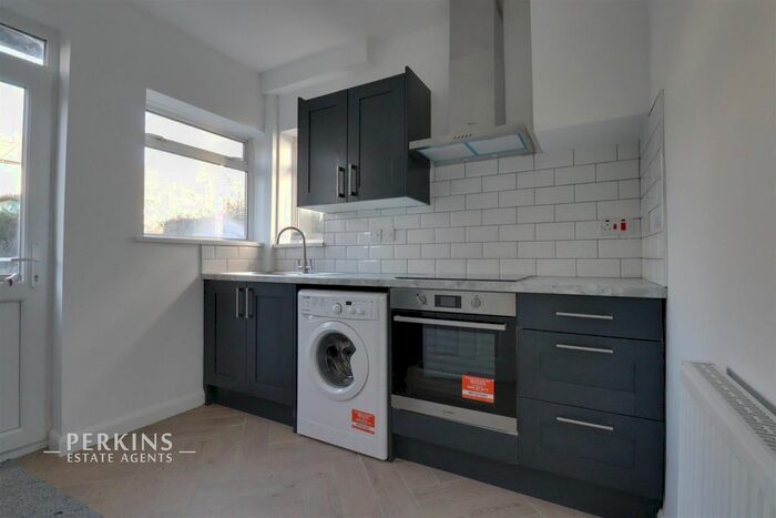 2 Bedroom Maisonette To Rent In Goring Way, Greenford, UB6