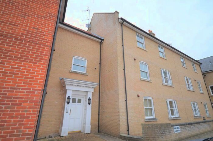 2 Bedroom Flat To Rent In Winfarthing Court, Ely, CB7